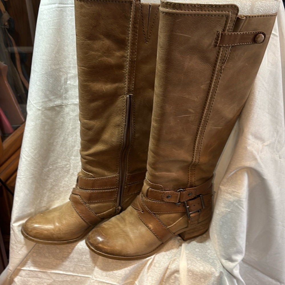 Gianni Bini Leather Boots